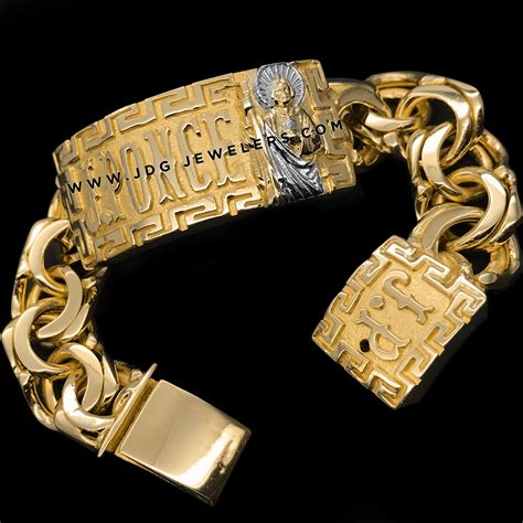 versace esclava